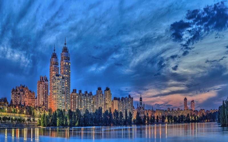 美国服务器为企业提供高效实时数据流处理的优势与解决方案