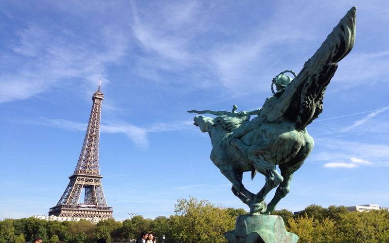 美国服务器如何在全球金融市场中提供技术支持与稳定保障